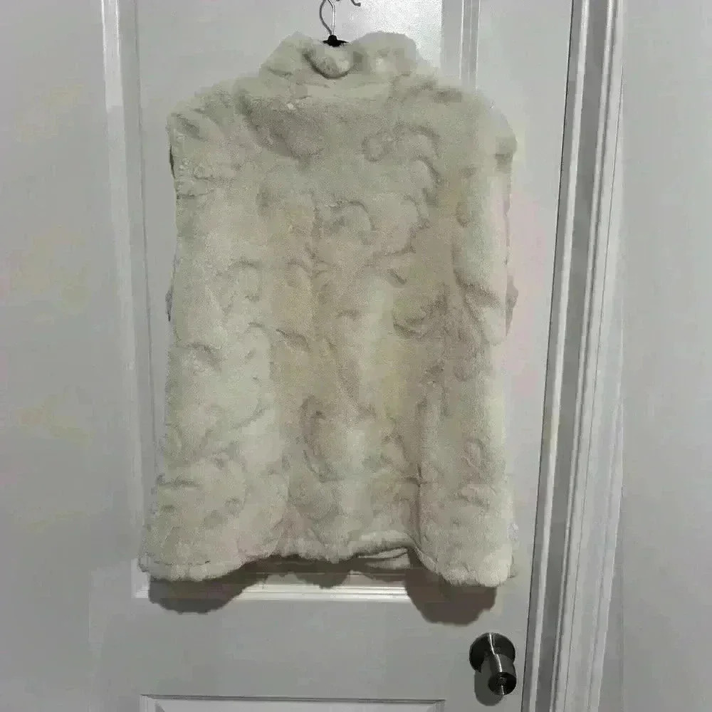 Size Large Coldwater Creek Off White Vest-Lined-Zip Front-Faux Fur Pattern - Picture 4 of 4